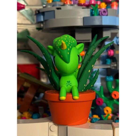 tokidoki Aloe Vera Unicorno from Botanical Unicorno Series - Picture 3 of 5